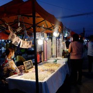 ร้านหม่าล่าพ่นไฟ สถานีรถไฟตรัง