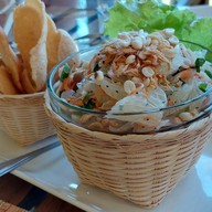 เมนูของร้าน Mai Saigon Restaurant & Bar