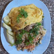 ร้านก๋วยเตี๋ยวรวยเส้น & อาหารตามสั่ง ลำปาง (อัศวิน) สาขา1