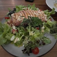 Lapin Cafe ร้านลาแปงคาเฟ่ ข่วงสิงห์