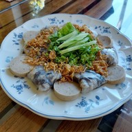 Mai Saigon Restaurant & Bar