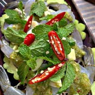 ส้มตำกลางกรุง Somtum Klang Krung