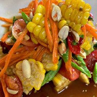 ส้มตำกลางกรุง Somtum Klang Krung
