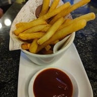 HEAP Cafe' & Restaurant อนุสาวรีย์ชัยฯ