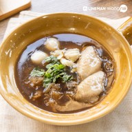 เมนูของร้าน ข้าวผัดปูเมืองทอง 1 ต้นตำรับ โดยคุณ พิมพร ปั๊มน้ำมัน ปตท.รามอินทรา กม.3