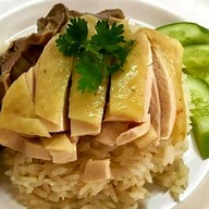 หน้าร้าน ข้าวมันไก่ โกเสก ตลาด 62 บล็อก ล็อกที่ 55