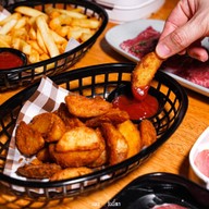 BRBF Beer&Beef อาหารตามสั่ง