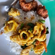 เมนูของร้าน ร้านตามสั่งมังกร(ซอยน้ำหมุน)