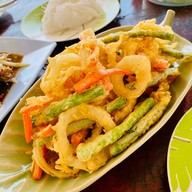 เมนูของร้าน ส้มตำคุณลุง(ในตำนาน) ณ หาดแสม หาดแสม