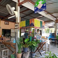 ก๋วยเตี๋ยวหมูตุ๋น-เนื้อตุ๋น นายเหมาะ