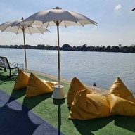 บรรยากาศ รักษ์บางปะอินคาเฟ่