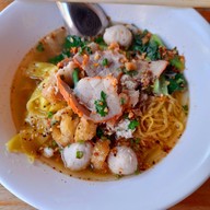 เมนูของร้าน ก๋วยเตี๋ยวป้ามาศ  หนองบัว