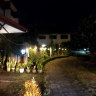 คุณใหม่บ้านสวนรีสอร์ท