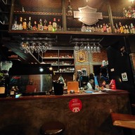 บรรยากาศ Ida Eatery &drinks