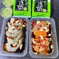 นานา ทะเลดอง&ยำแซ่บ