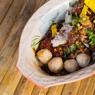 ก๋วยเตี๋ยวเรือโกสอง