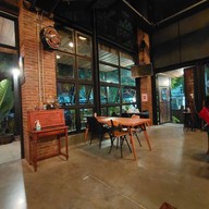 บรรยากาศ Ida Eatery &drinks