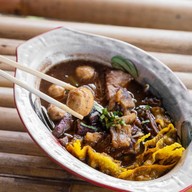 ก๋วยเตี๋ยวเรือโกสอง