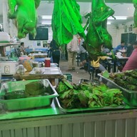 บรรยากาศ ข้าวต้มนายหนุ่ม