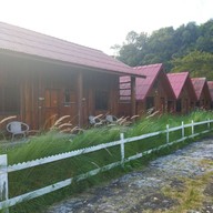 คุณใหม่บ้านสวนรีสอร์ท