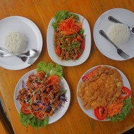 เมนูของร้าน ครัวขอนไม้