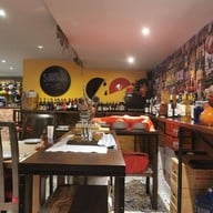 บรรยากาศ Taberna JAMON JAMON