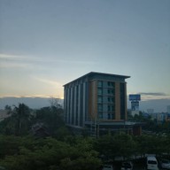 โรงแรมเอสทาราแกรนด์
