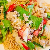 อ้วนยำ🌶 (เตี๋ยวล้านอ้วน🥢) -