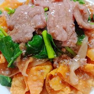 ราดหน้าทศกัณฐ์ สาขา2 ตลาดสวนสุพรรณ ติดดรีมเวิลด์ สาขาคลอง3 ตลาดสวนสุพรรณ ติดดรีมเวิล์ด