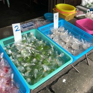 ขนมจีนหน้าสวนเถ้าแก่