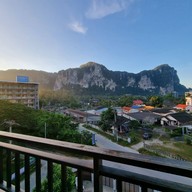 อ่าวนางมิติรีสอร์ท