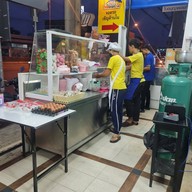 โจ๊กสามย่าน แคราย (ปากซอยงามวงศ์วาน 4) - ข้าวมันไก่ ต้มเลือดหมู แคราย (ปากซอยงามวงศ์วาน4)