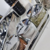 โจ๊กสามย่าน แคราย (ปากซอยงามวงศ์วาน 4) - ข้าวมันไก่ ต้มเลือดหมู แคราย (ปากซอยงามวงศ์วาน4)