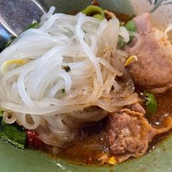 เมนูของร้าน ร้านก๋วยเตี๋ยวเรือแม่ต่วม อยุธยา ต้นตำรับ