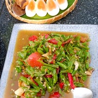 เมนูของร้าน ครัวริมน้ำ Eatery and coffee