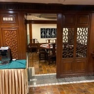 ภัตตาคารอาหารจีนไดนาสตี้ Topland  Hotel