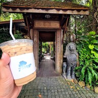7tique coffee shop