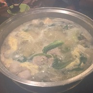 มาดามโฮ เฟอหม้อไฟ (หน้ามอศิลปากร)