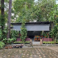 อัญชลีไทยฟู๊ดเรสเตอร์ลอง กระบี่