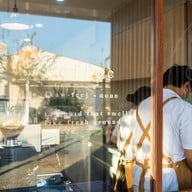 Lark Cafe ลาร์ค คาเฟ่ (กาแฟและเบเกอรี่) -