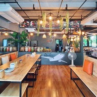 บรรยากาศ ร้านบินไกล By เอบี