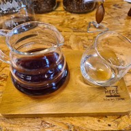 เมนูของร้าน HERE Slow Bar Coffee สาขาบ่อผุด