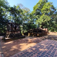 วัดพระธาตุภูเข้า (ปูเข้า)