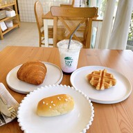 Tiny Tea Coffee and bakes อำเภอเมืองเลย