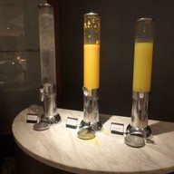 บรรยากาศ Cafe@2 โรงแรมคอนราด กรุงเทพฯ