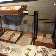 บรรยากาศ Cafe@2 โรงแรมคอนราด กรุงเทพฯ