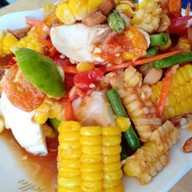 ส้มตำนั้วนัว
