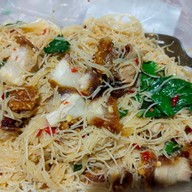 เมนูของร้าน ตาเจ๋งผัดกะเพรา(สาขาหมู่บ้านรินทร์ทอง)