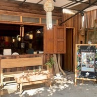 Papacraft cafe กาดกองต้า ลำปาง