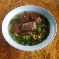 ร้านต้มเลือดหมูนายโทน